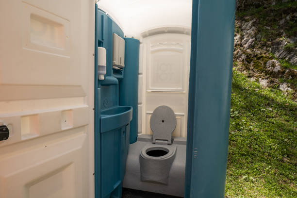 Best Portable bathroom rental  in Gloster, MS
